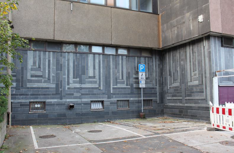 Kunst am Bau: Fassadengestaltung von Adler und Kracht, Foto: GMRE